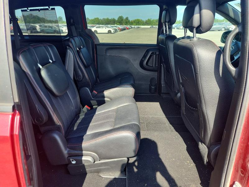 67009266 :رقم المزاد ، 2C4RDGEG6FR557715 vin ، 2015 Dodge Grand Caravan مزاد بيع