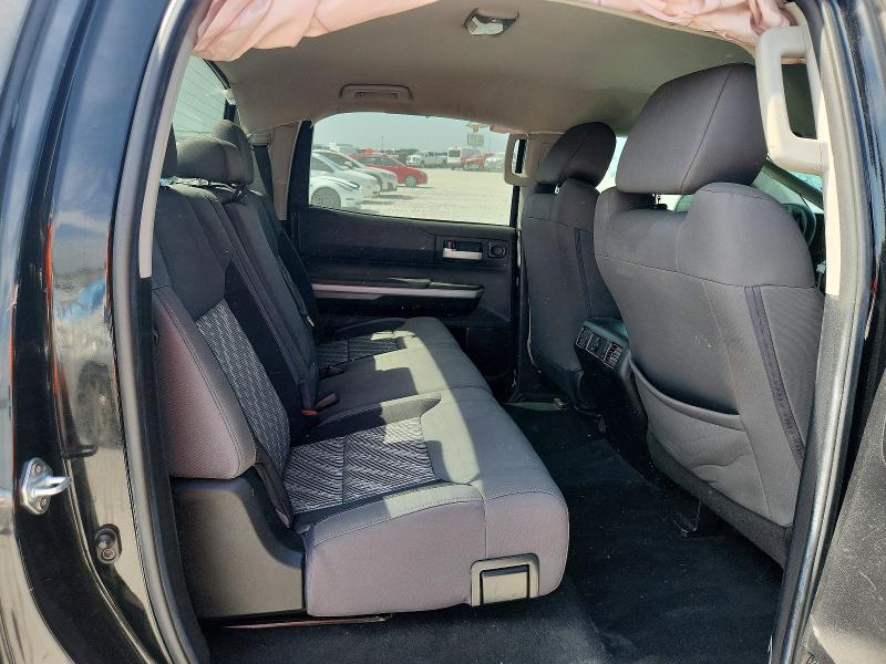 Продажа на аукционе авто 2021 Toyota Tundra, vin: 5TFEY5F18MX285684, номер лота: 64294716