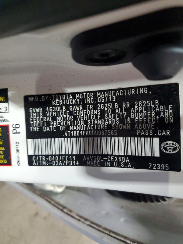 2013 Toyota Camry Hybrid მანქანა იყიდება აუქციონზე, vin: 4T1BD1FK0DU087565, აუქციონის ნომერი: 65240216
