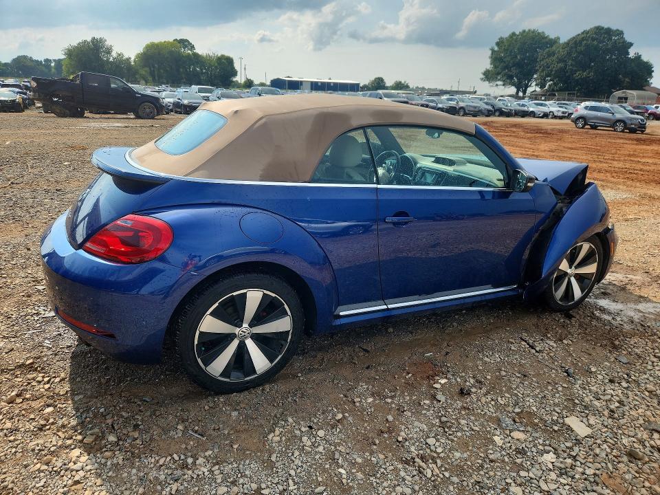 64108296 :رقم المزاد ، 3VW7T7AT4DM828527 vin ، 2013 Volkswagen Beetle مزاد بيع