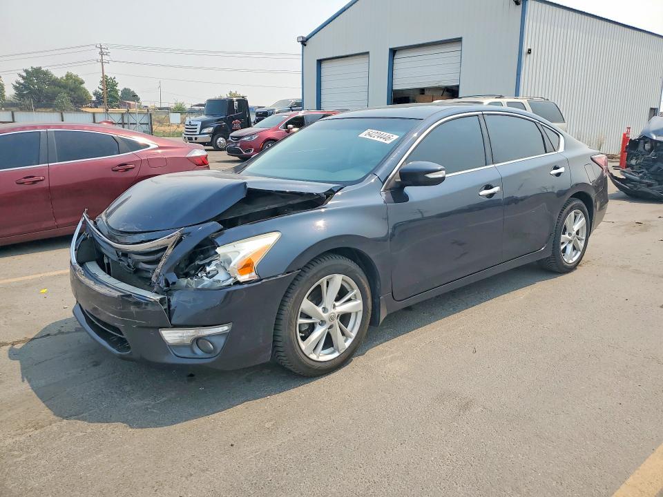 2014 Nissan Altima მანქანა იყიდება აუქციონზე, vin: 1N4AL3AP6EN207937, აუქციონის ნომერი: 64224446