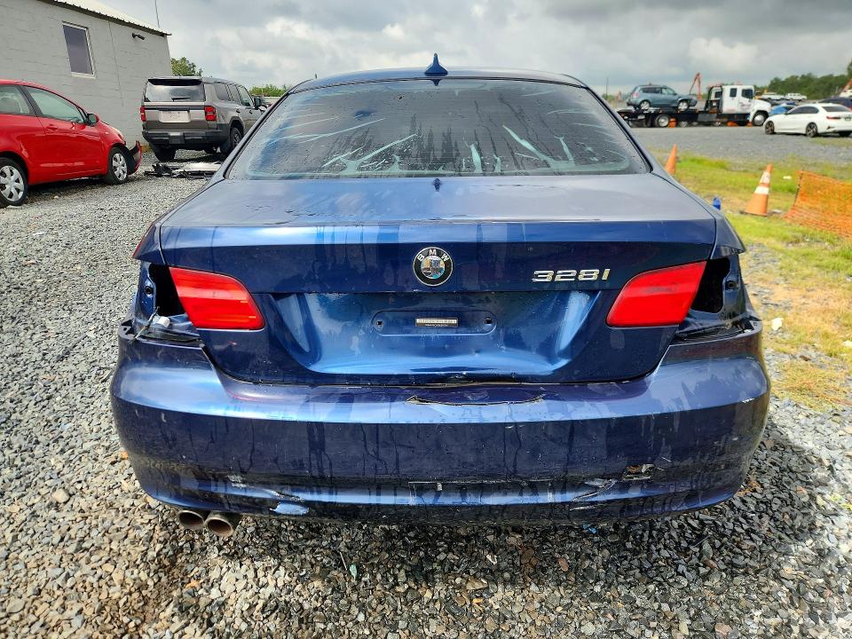 65627576 :رقم المزاد ، WBAKF5C50BE395795 vin ، 2011 Bmw 328 مزاد بيع