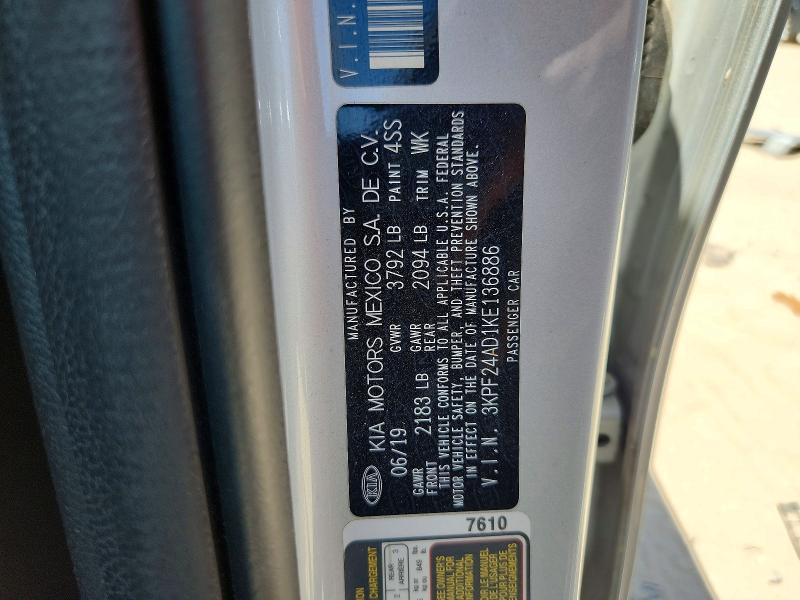 2019 Kia Forte მანქანა იყიდება აუქციონზე, vin: 3KPF24AD1KE136886, აუქციონის ნომერი: 65644926