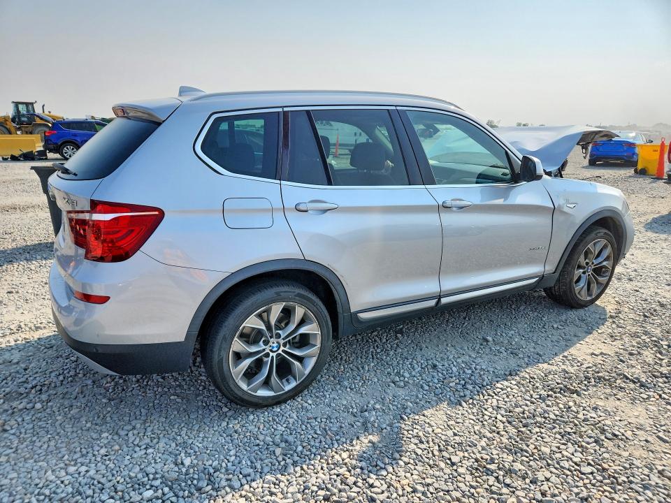 64390806 :رقم المزاد ، 5UXWX9C30H0T19974 vin ، 2017 Bmw X3 مزاد بيع