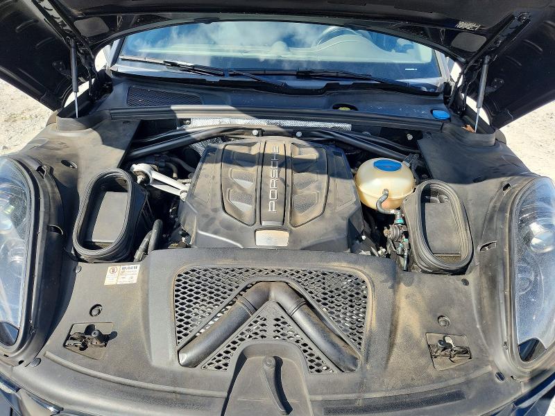 Auction sale of the 2017 Porsche Macan, vin: WP1AG2A54HLB53754, lot number: 63381776