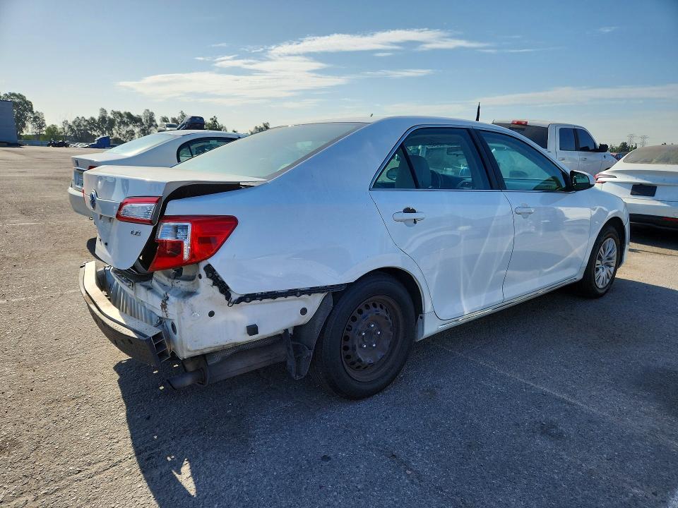 Aukcja sprzedaży 2013 Toyota Camry, vin: 4T1BF1FK3DU284143, numer aukcji: 64132046