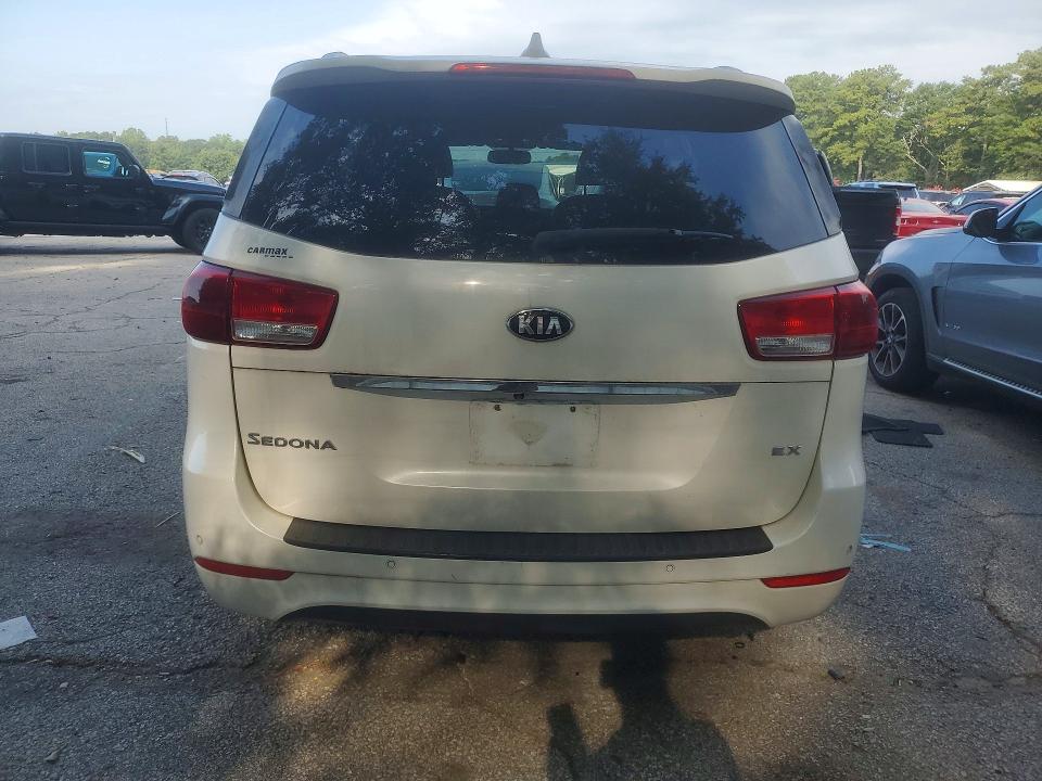 Продажа на аукционе авто 2015 Kia Sedona, vin: KNDMC5C17F6025929, номер лота: 65743226