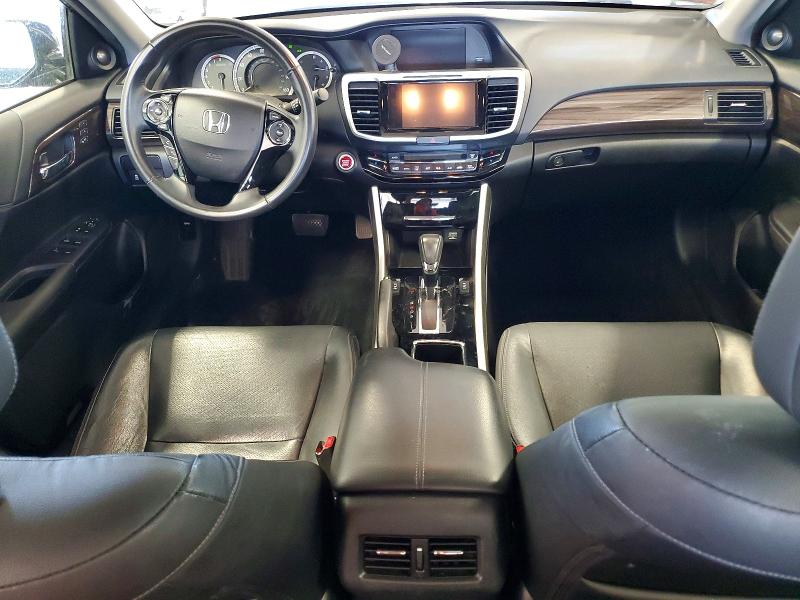 Продаж на аукціоні авто 2017 Honda Accord, vin: 1HGCR3F80HA020810, номер лоту: 65868536