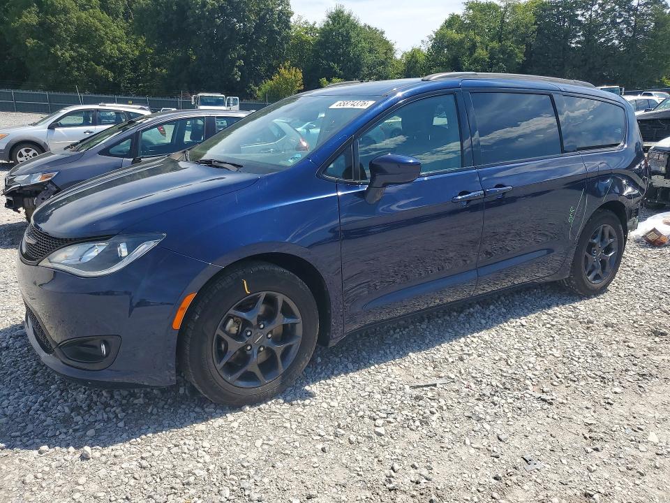 65874376 :رقم المزاد ، 2C4RC1BG3JR352592 vin ، 2018 Chrysler Pacifica مزاد بيع