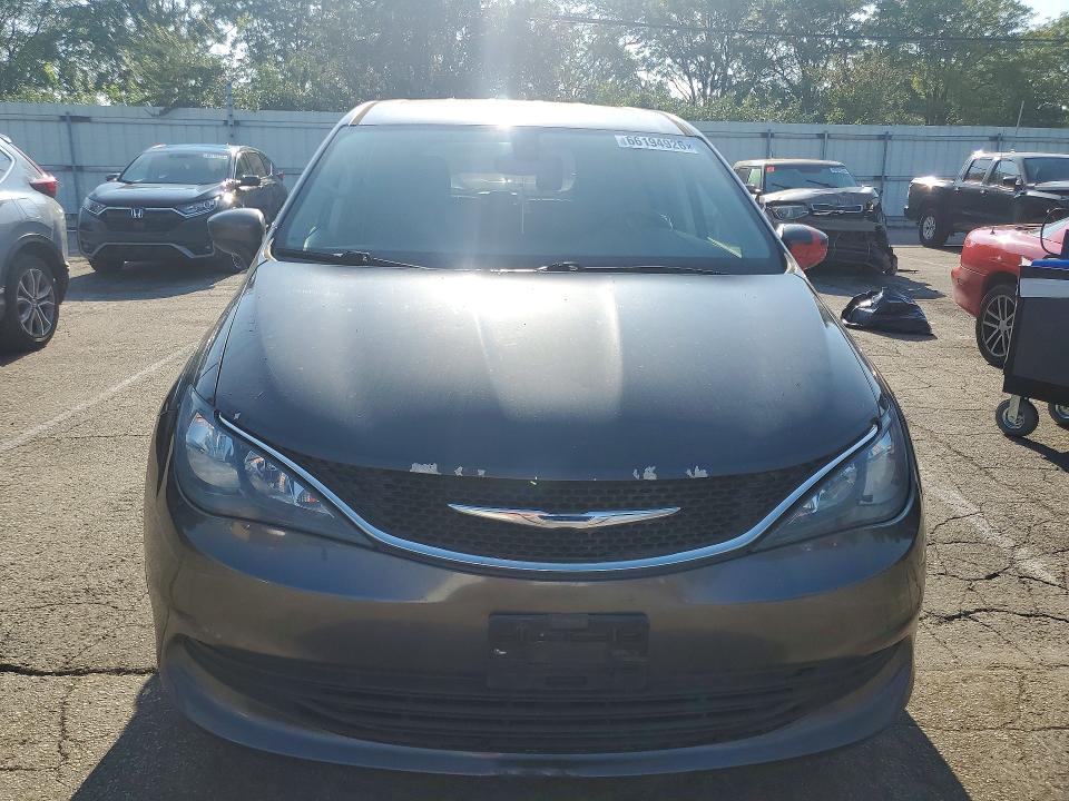 66194926 :رقم المزاد ، 2C4RC1DG6HR676806 vin ، 2017 Chrysler Pacifica مزاد بيع