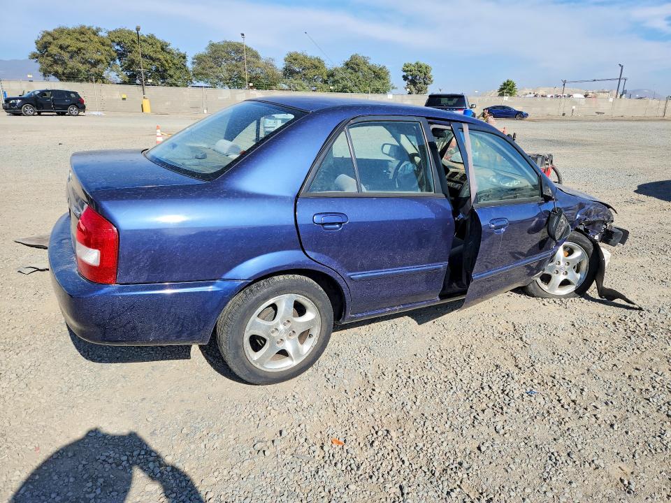 66252306 :رقم المزاد ، JM1BJ2216Y0196688 vin ، 2000 Mazda Protege مزاد بيع