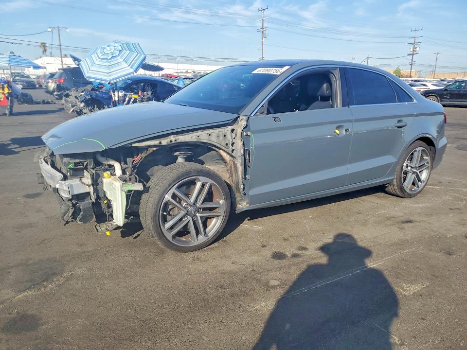 Продаж на аукціоні авто 2019 Audi A3, vin: WAUBEGFFXKA099922, номер лоту: 67090756