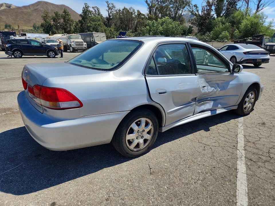 Aukcja sprzedaży 2001 Honda Accord, vin: 1HGCG66851A096536, numer aukcji: 64853356