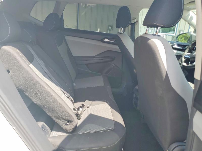 62572156 :رقم المزاد ، 3VVAX7B22NM019212 vin ، 2022 Volkswagen Taos مزاد بيع
