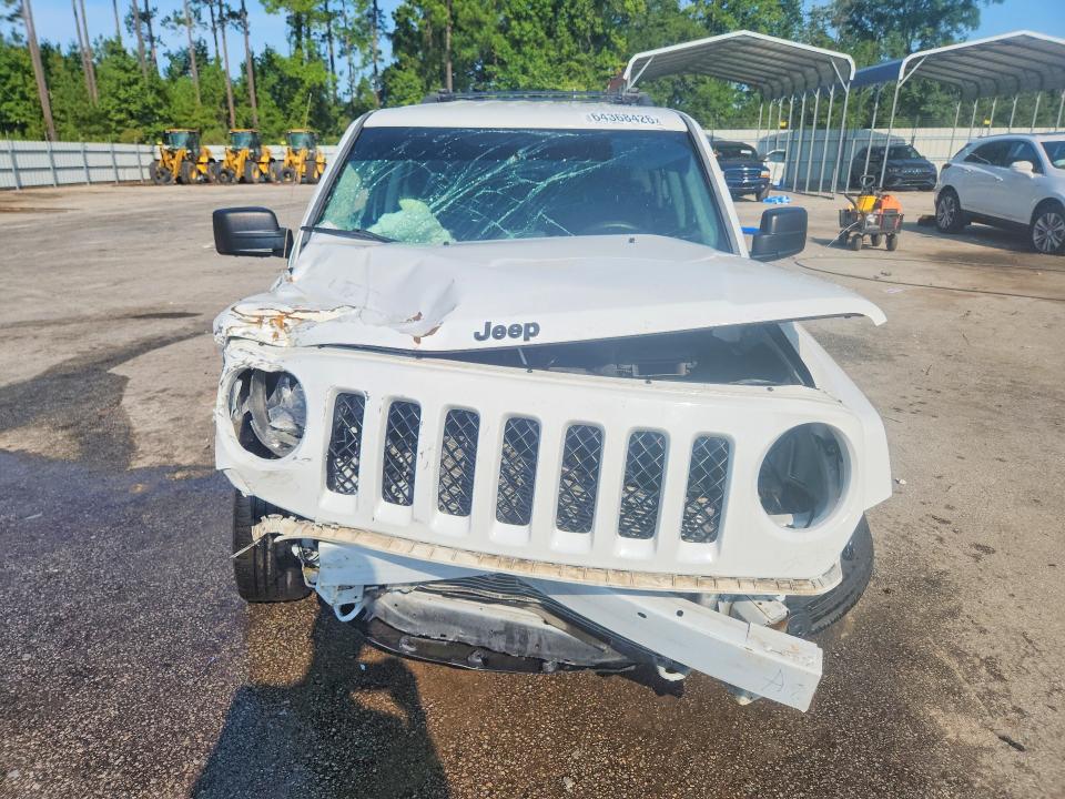 2015 Jeep Patriot მანქანა იყიდება აუქციონზე, vin: 1C4NJPBA7FD241718, აუქციონის ნომერი: 64368426