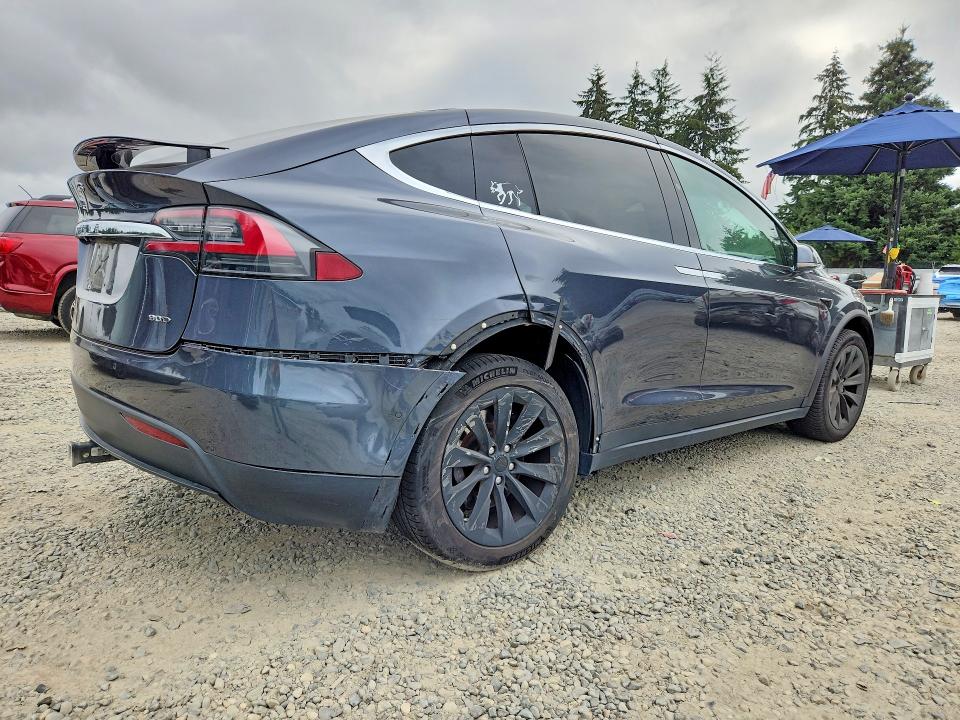 Продажа на аукционе авто 2016 Tesla Model X, vin: 5YJXCDE23GF025798, номер лота: 64612216