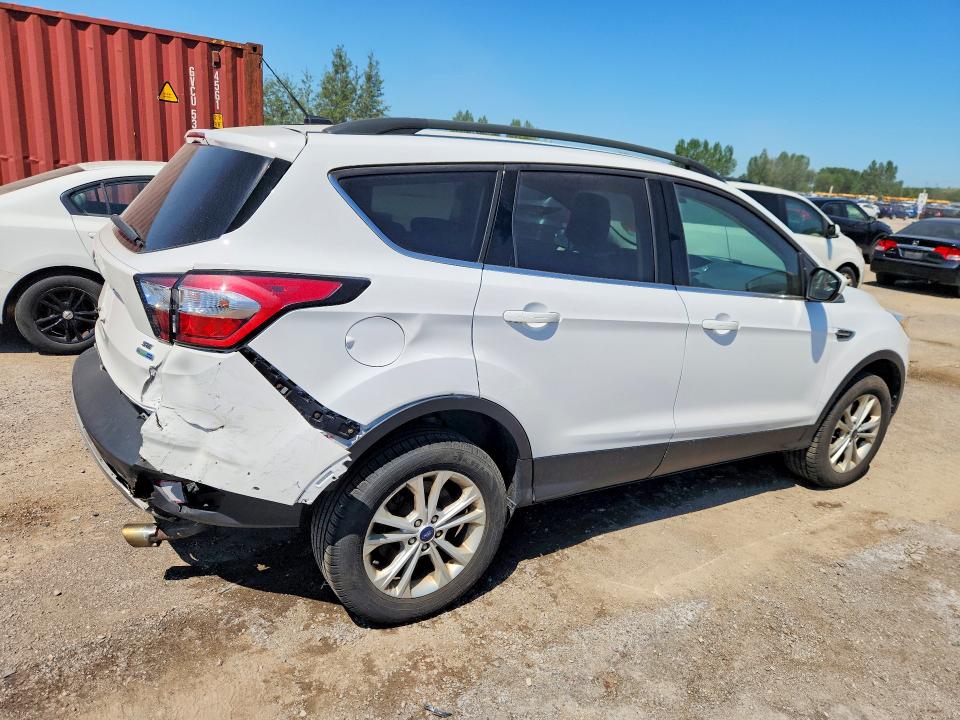 2018 Ford Escape მანქანა იყიდება აუქციონზე, vin: 1FMCU9GDXJUB17735, აუქციონის ნომერი: 63472516