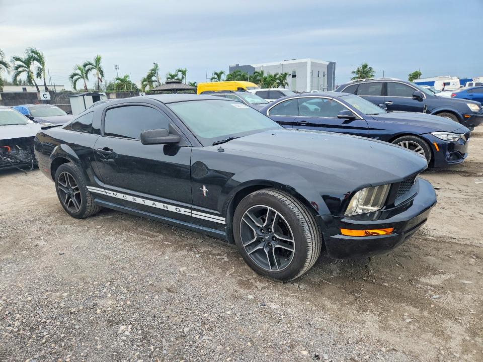 Auction sale of the 2008 Ford Mustang, vin: 1ZVHT80N085147189, lot number: 63877556
