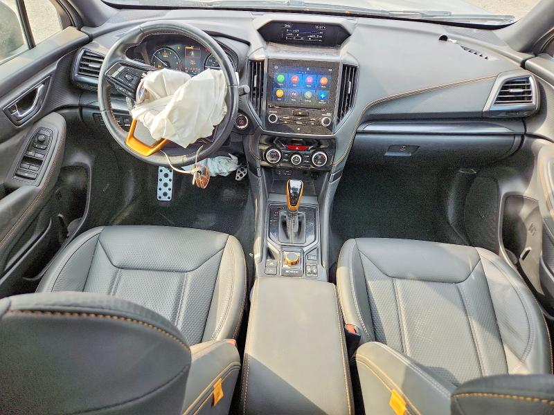 63056776 :رقم المزاد ، JF2SKAMC3NH400450 vin ، 2022 Subaru Forester مزاد بيع