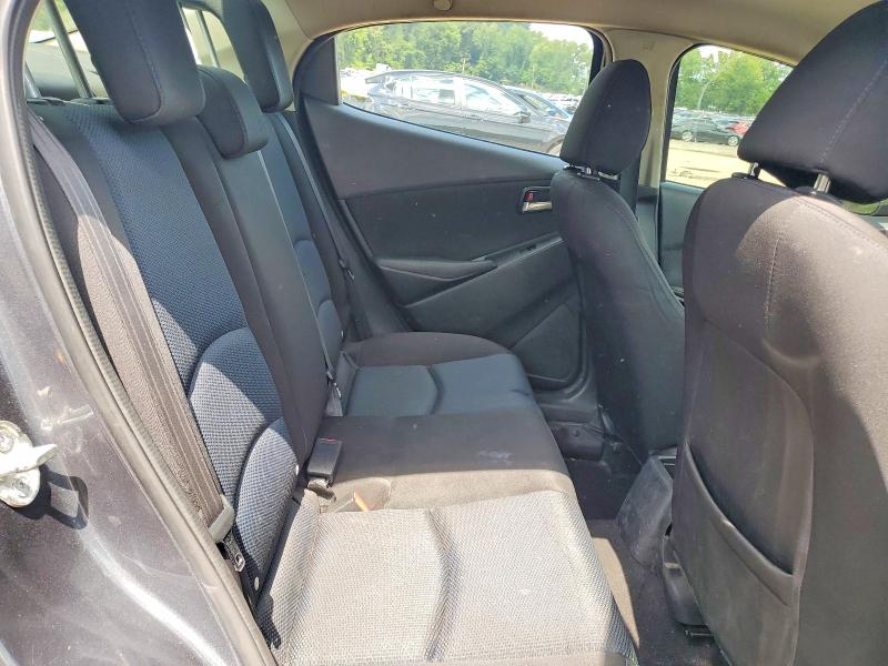2017 Toyota Yaris მანქანა იყიდება აუქციონზე, vin: 3MYDLBYVXHY184984, აუქციონის ნომერი: 65342246