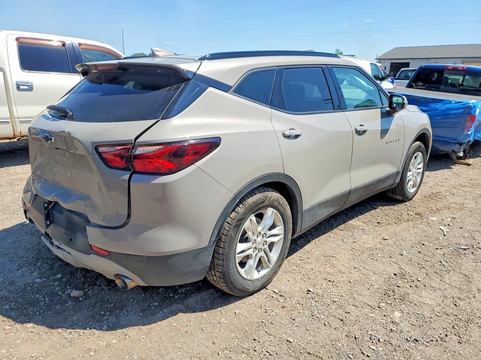 63032776 :رقم المزاد ، 3GNKBHRS7MS559847 vin ، 2021 Chevrolet Blazer مزاد بيع