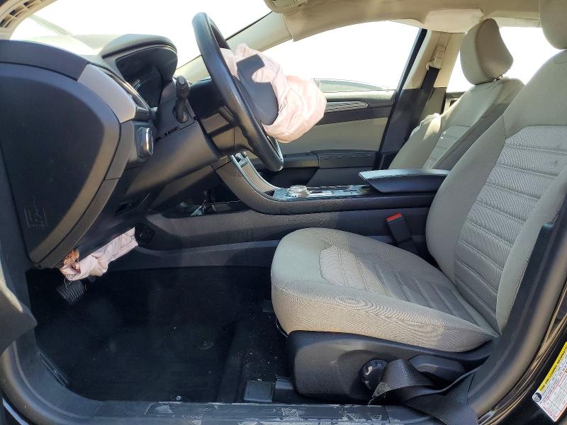 63437096 :رقم المزاد ، 3FA6P0G75LR127684 vin ، 2020 Ford Fusion مزاد بيع