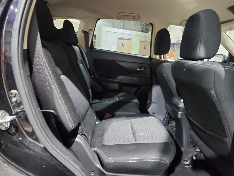 Продаж на аукціоні авто 2018 Mitsubishi Outlander, vin: JA4AZ3A37JZ070817, номер лоту: 64569096