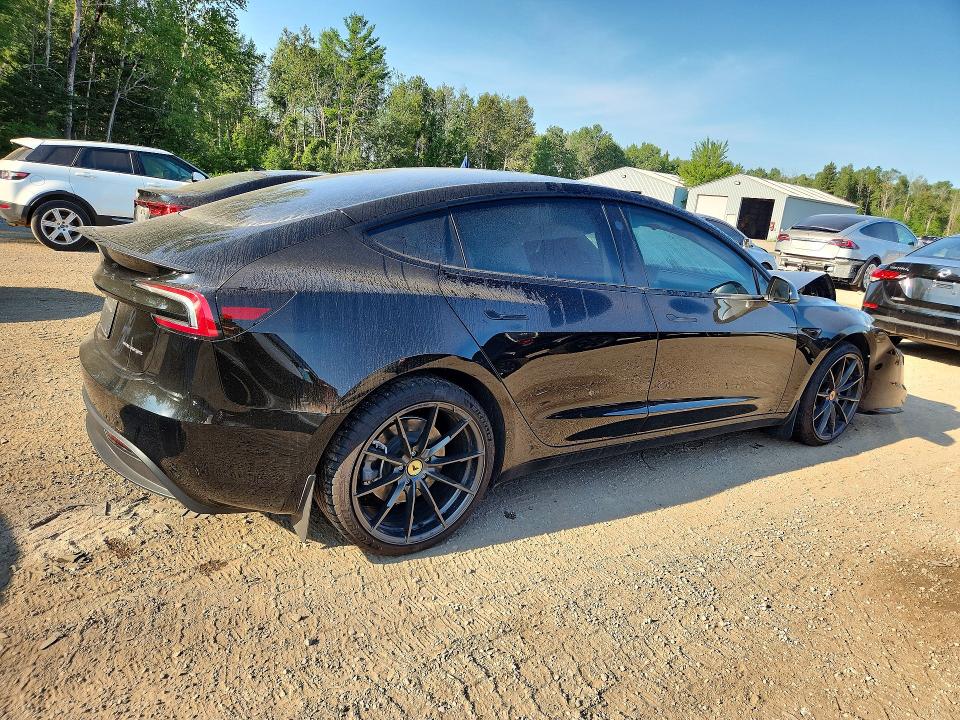 Продажа на аукционе авто 2024 Tesla Model 3, vin: LRW3E7EB6RC088823, номер лота: 64727136