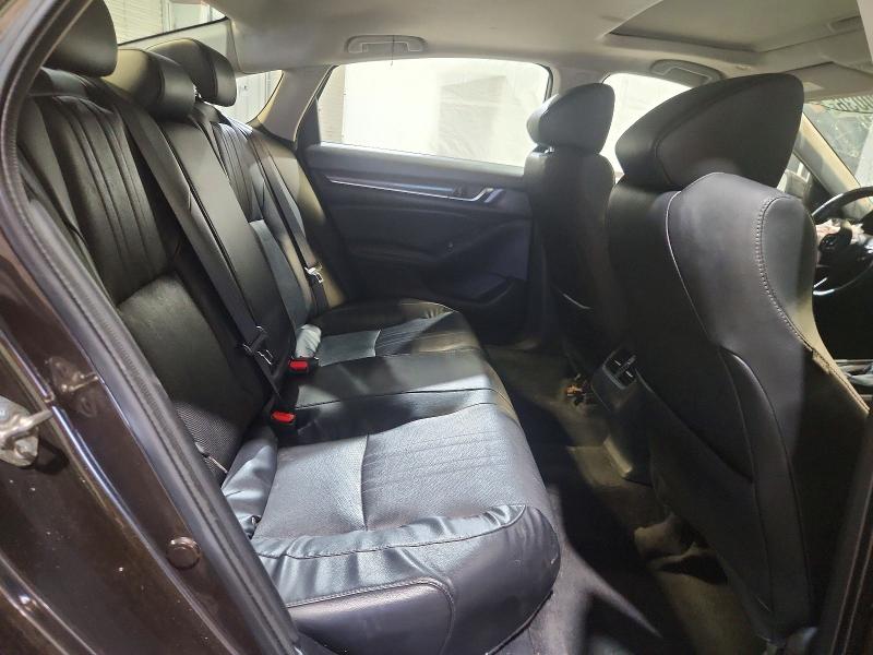 Продаж на аукціоні авто 2018 Honda Accord, vin: 1HGCV1F99JA163950, номер лоту: 65930036
