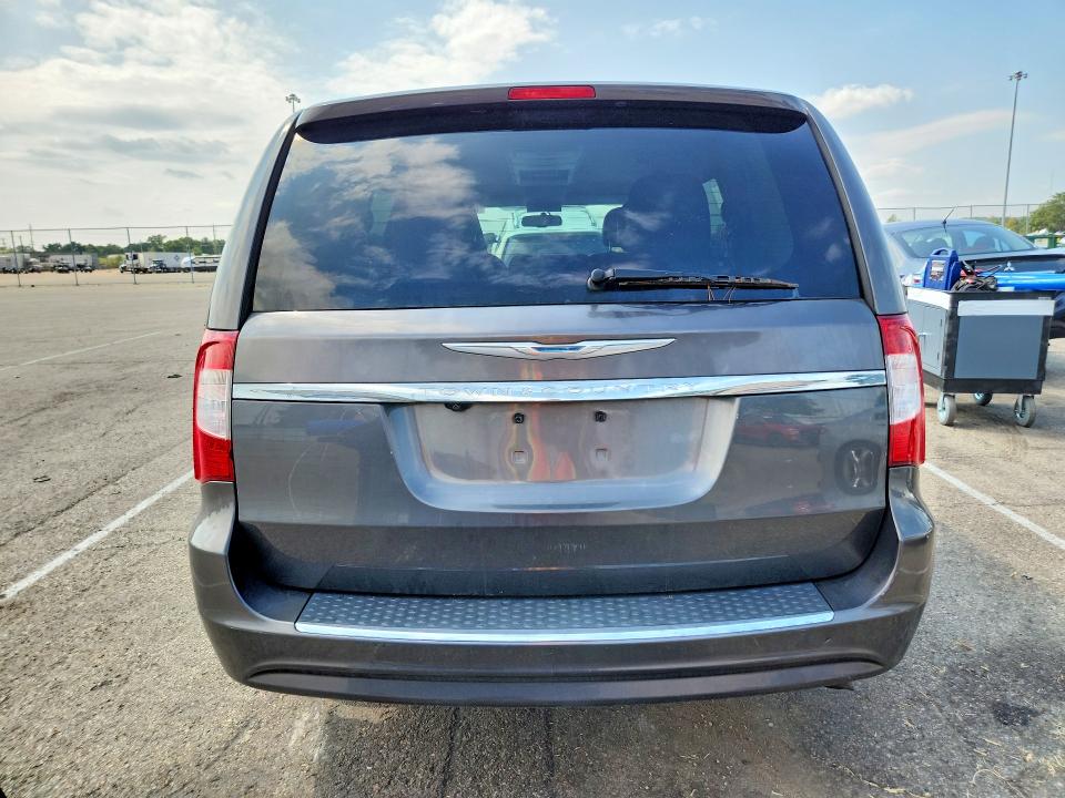 66713866 :رقم المزاد ، 2C4RC1BG4GR247052 vin ، 2016 Chrysler Town & Country مزاد بيع