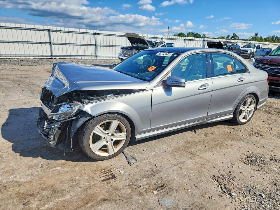 Продажа на аукционе авто 2011 Mercedes-benz C, vin: WDDGF8BB5BA504010, номер лота: 66702146