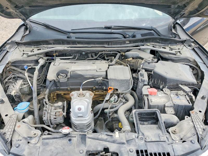 64739286 :رقم المزاد ، 1HGCR2F82FA262621 vin ، 2015 Honda Accord مزاد بيع