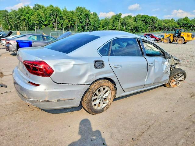 2017 Volkswagen Passat მანქანა იყიდება აუქციონზე, vin: 1VWAT7A30HC042608, აუქციონის ნომერი: 65129466