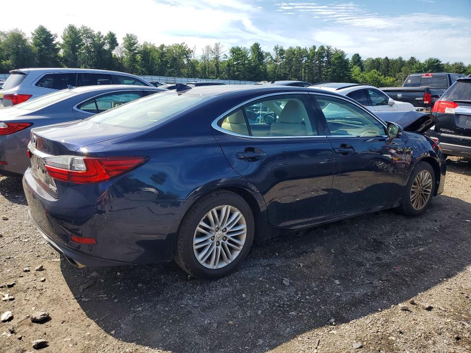 63640296 :رقم المزاد ، 58ABK1GG7HU063178 vin ، 2017 Lexus Es مزاد بيع