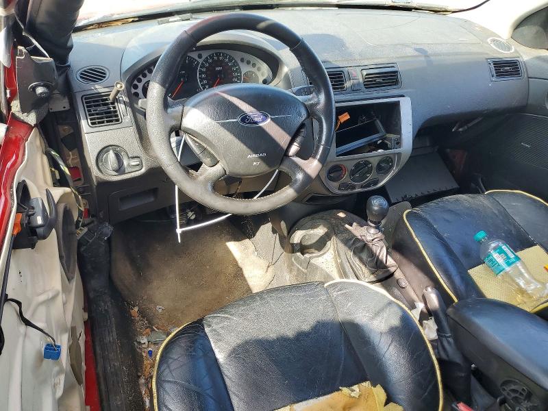 2005 Ford Focus მანქანა იყიდება აუქციონზე, vin: 3FAHP31N25R116274, აუქციონის ნომერი: 63358626