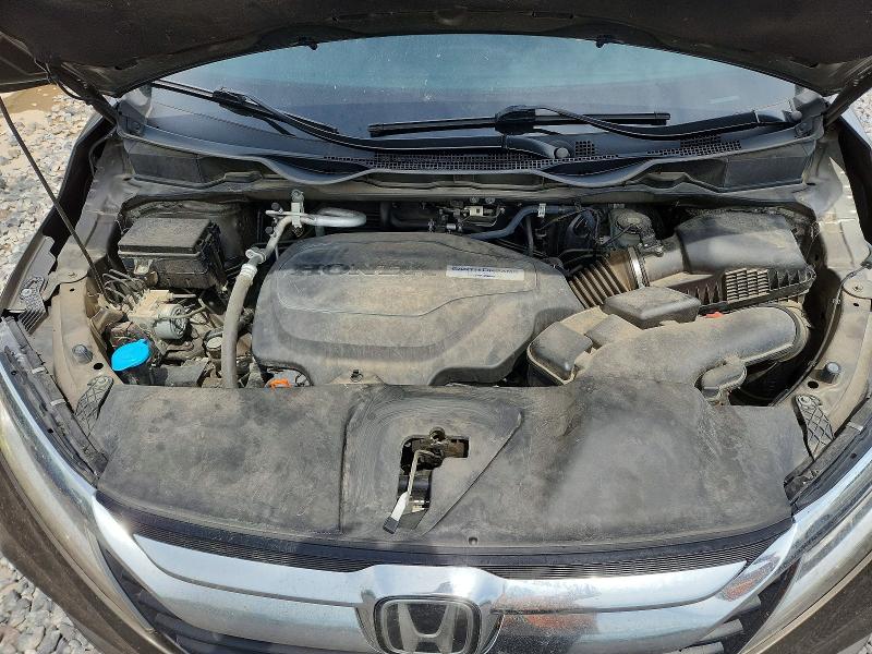 2018 Honda Odyssey მანქანა იყიდება აუქციონზე, vin: 5FNRL6H90JB035810, აუქციონის ნომერი: 65642726