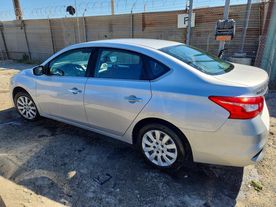 Aukcja sprzedaży 2018 Nissan Sentra, vin: 3N1AB7AP6JY247181, numer aukcji: 65512706