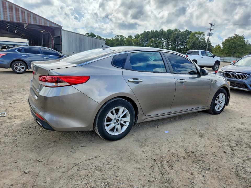 Auction sale of the 2018 Kia Optima, vin: 5XXGT4L3XJG198427, lot number: 67136156