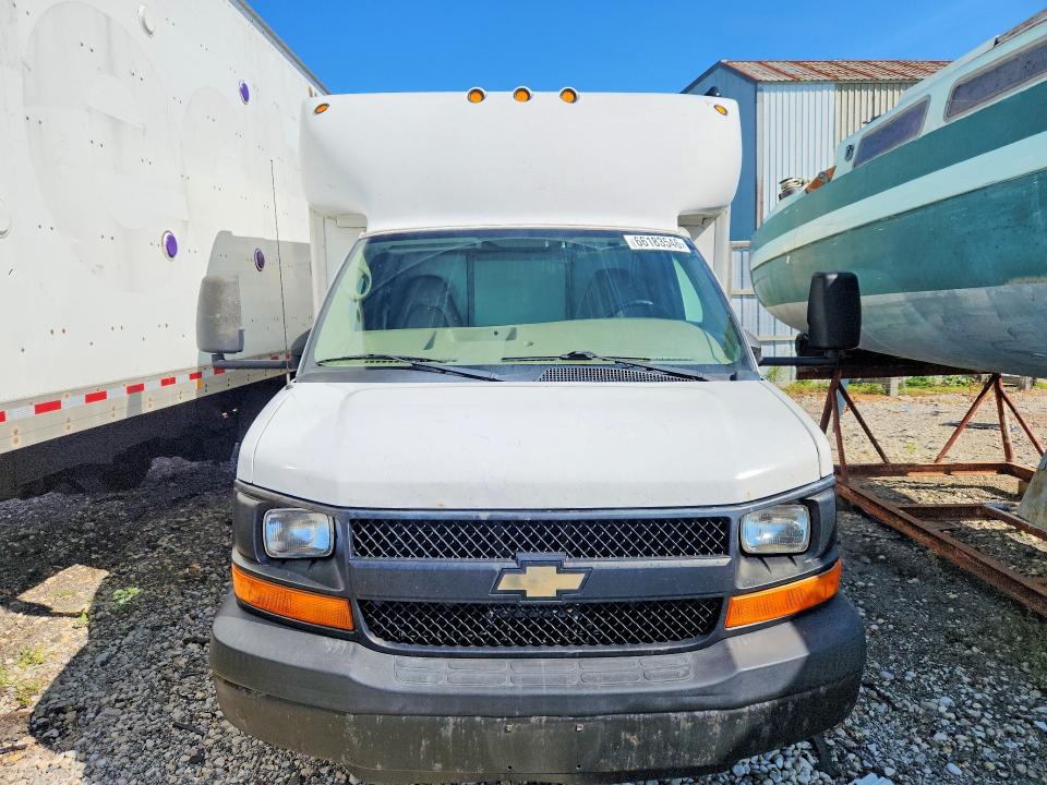 66183546 :رقم المزاد ، 1GBJG31K381106082 vin ، 2008 Chevrolet Express G3500 مزاد بيع