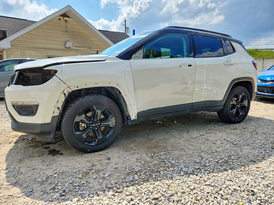 65269716 :رقم المزاد ، 3C4NJDBB0KT622998 vin ، 2019 Jeep Compass مزاد بيع