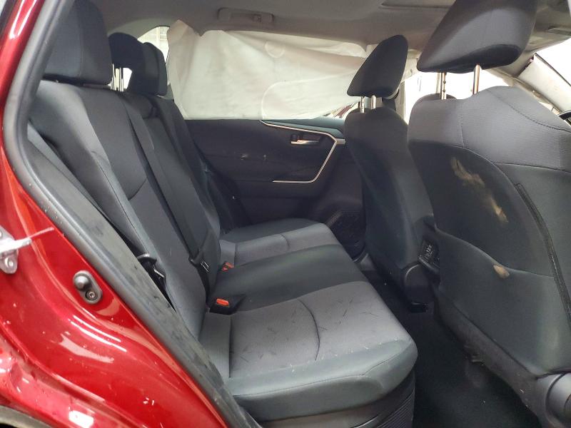 Продаж на аукціоні авто 2021 Toyota Rav4, vin: JTMRWRFV5MD125927, номер лоту: 63842616