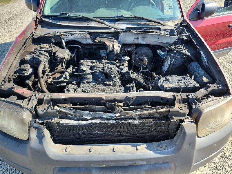 65211176 :رقم المزاد ، 1FMCU93173KE00877 vin ، 2003 Ford Escape مزاد بيع