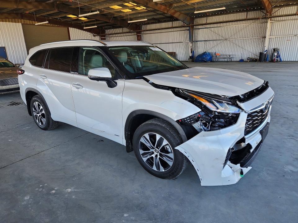 Продаж на аукціоні авто 2026 Toyota Highlander Hybrid, vin: 5TDXBRCH0TS722293, номер лоту: 63667696