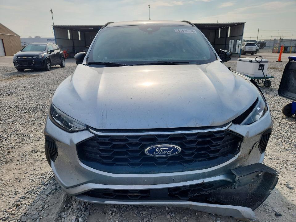 64695556 :رقم المزاد ، 1FMCU9MN3PUA59182 vin ، 2023 Ford Escape مزاد بيع