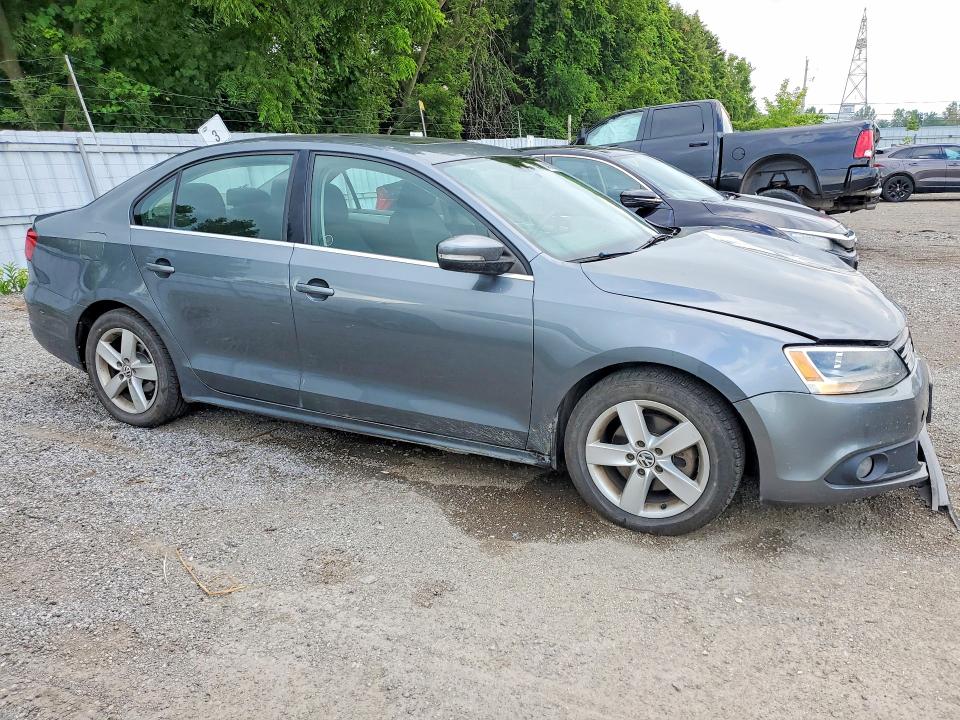 Продажа на аукционе авто 2014 Volkswagen Jetta, vin: 3VWDL7AJ2EM357724, номер лота: 64013956