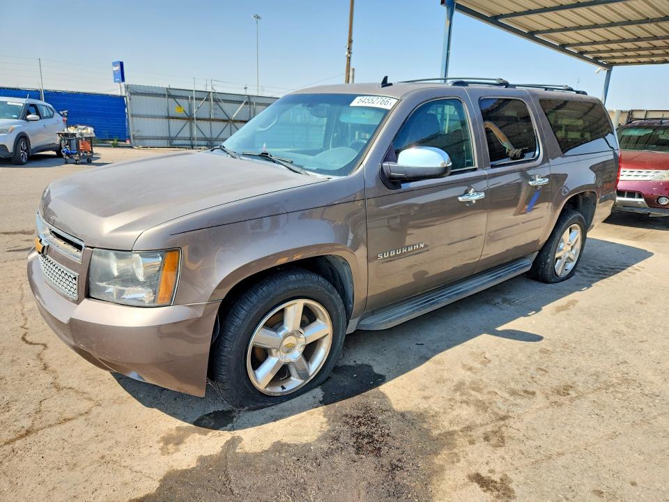 Auction sale of the 2014 Chevrolet Suburban, vin: 1GNSCHE03ER190328, lot number: 64552766