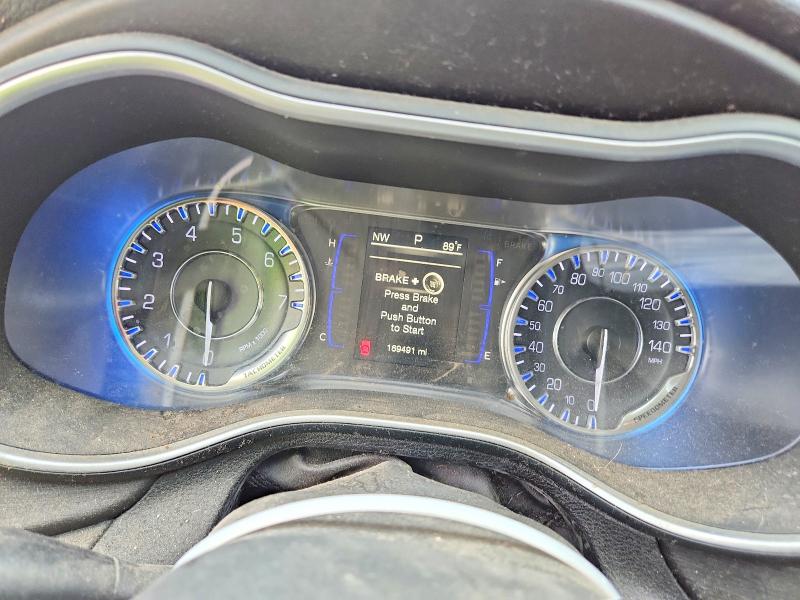 2016 Chrysler 200 მანქანა იყიდება აუქციონზე, vin: 1C3CCCABXGN145487, აუქციონის ნომერი: 63544646