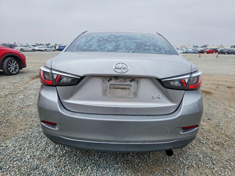 Продажа на аукционе авто 2016 Scion Ia, vin: 3MYDLBZV9GY125924, номер лота: 64700026