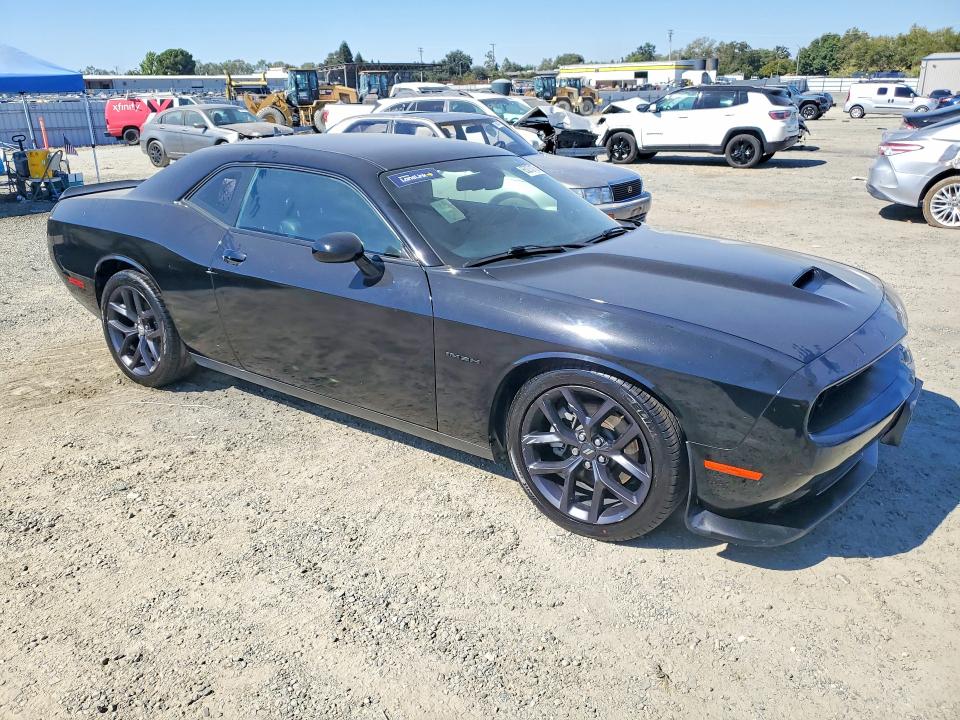 65273176 :رقم المزاد ، 2C3CDZBT0MH637957 vin ، 2021 Dodge Challenger مزاد بيع
