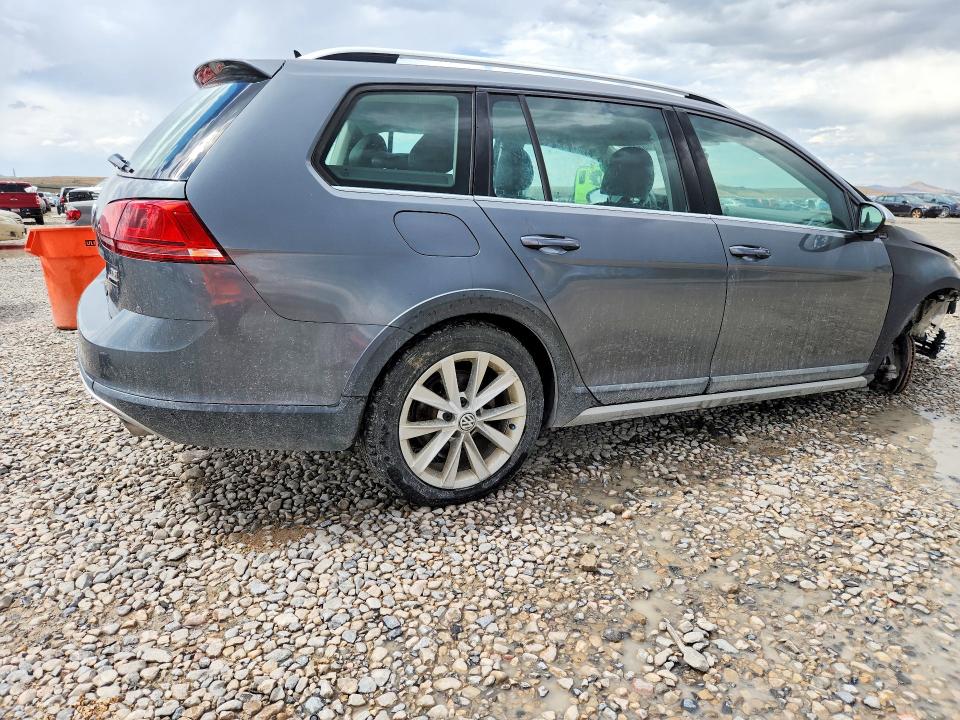 Aukcja sprzedaży 2017 Volkswagen Golf Alltrack, vin: 3VWH17AU9HM516776, numer aukcji: 66808816